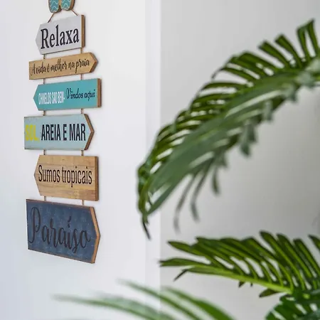 Salgados 2-bedroom - 900m From The - Wifi