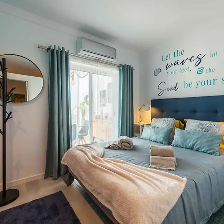 公寓 Salgados 2-bedroom - 900m From The - Wifi 吉亚